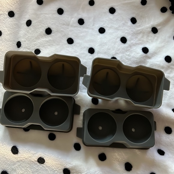 Set of 2 rubber spear ice tray - Picture 2 of 4